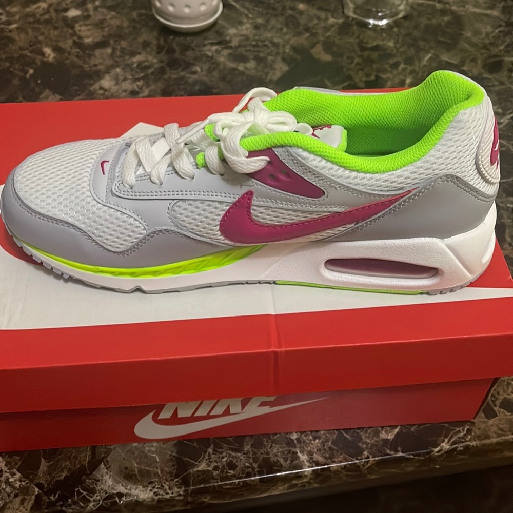 Women Nike Air Max Correlate